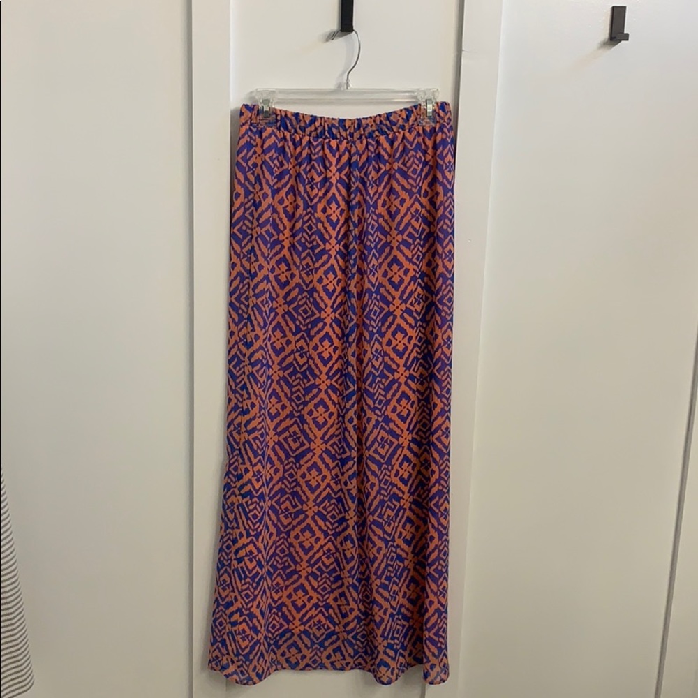 Maxi skirt